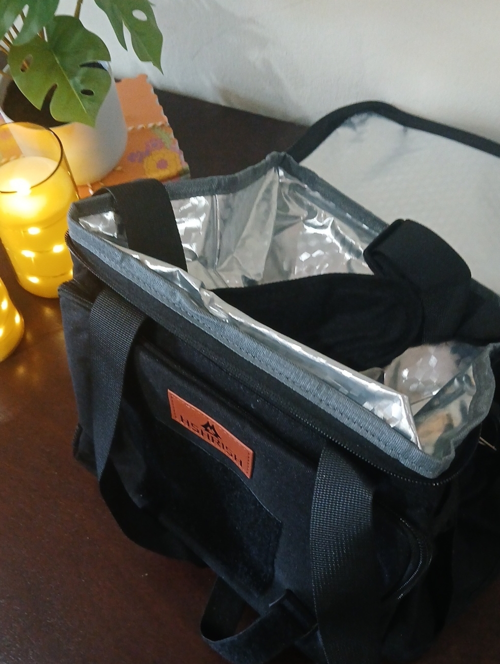 Men's Black Insulated Lunch Cooler Bag.